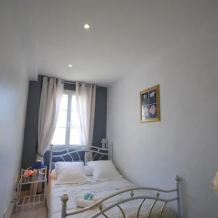 2 Palais Justinia Apartamento